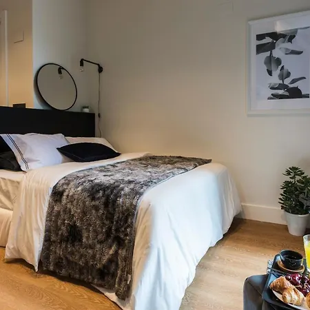 アパート Urban By Staynn